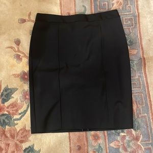 Black ladies skirt, new with tags, size 4p